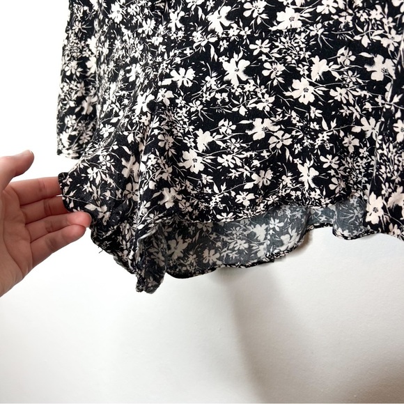 All In Favor Nordstrom Floral Print Flowy Wide Leg Casual Boho Shorts Medium M - Picture 3 of 10